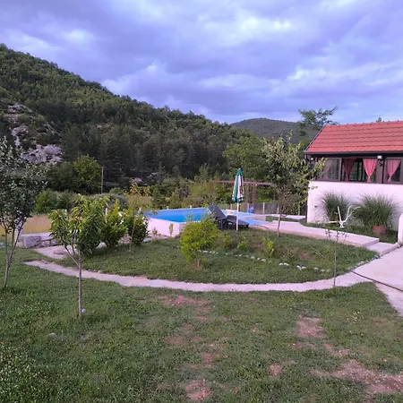 - Vikendica Vukovic Holiday home *