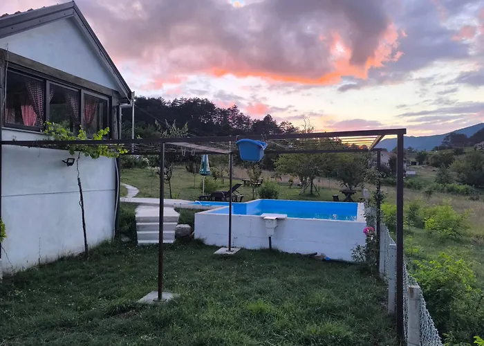 - Vikendica Vukovic * Trebinje