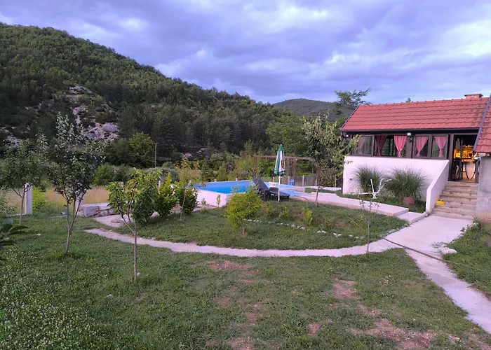 - Vikendica Vukovic Holiday home *